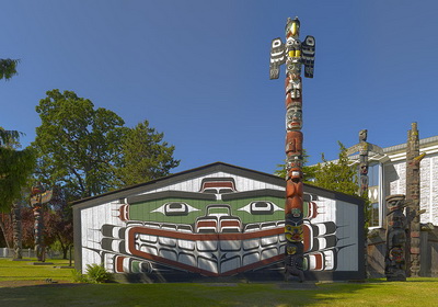 Chief Mungo Martin, Kwakiutl Artist. Wawadit